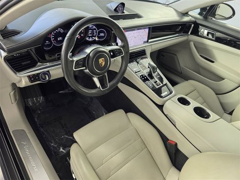 Used 2019 Porsche Panamera 4 image 10