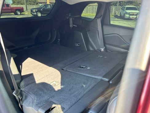 Used 2019 Jeep Cherokee Limited FWD image 47