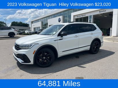 Certified 2023 Volkswagen Tiguan SE R-Line