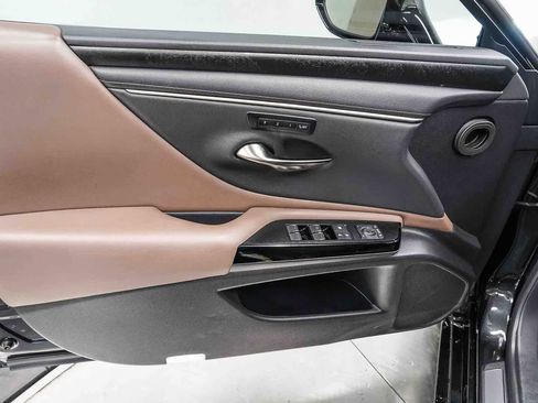 Used 2023 Lexus ES 300h w/ Premium Package FWD image 22