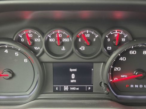 Used 2026 Chevrolet Silverado 2500 Custom w/ Custom Value Package image 21