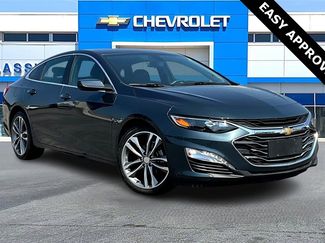Used 2020 Chevrolet Malibu LT image 1