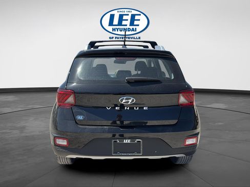 New 2026 Hyundai Venue SEL FWD image 5