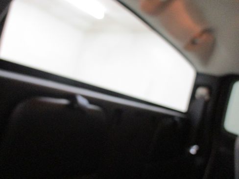 Used 2010 Dodge Dakota Big Horn w/ Extra Security Group image 18