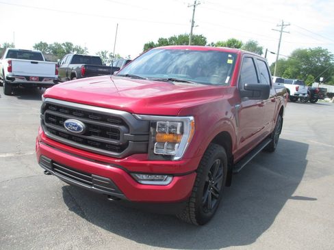 Used 2022 Ford F150 XLT w/ Equipment Group 302A High AWD/4WD image 11