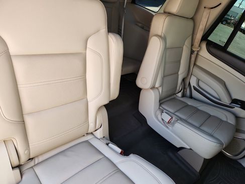 Used 2018 GMC Yukon Denali w/ Denali Ultimate Package image 18
