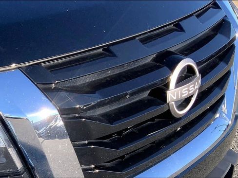 Used 2023 Nissan Pathfinder SL w/ SL Premium Package FWD image 29