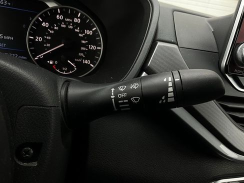 Used 2025 Nissan Altima 2.5 SR image 35