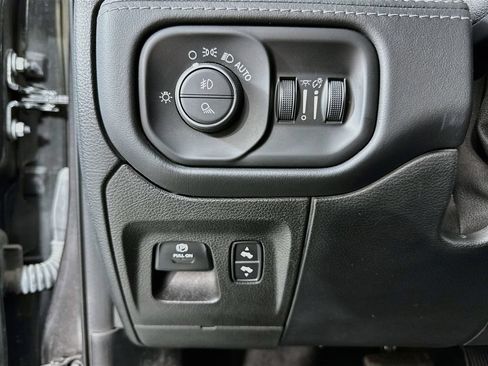 Used 2022 RAM 1500 Limited AWD/4WD image 20