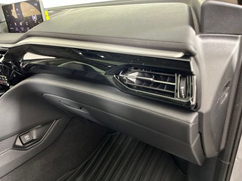 Certified 2024 Acura MDX FWD image 23