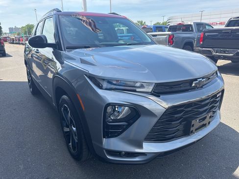 Used 2023 Chevrolet TrailBlazer RS FWD image 4