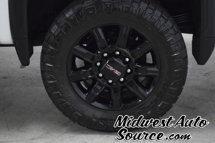 Used 2024 GMC Sierra 2500 AT4 w/ AT4 Premium Plus Package AWD/4WD image 8