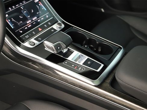 Used 2022 Audi Q7 3.0T Premium Plus image 17