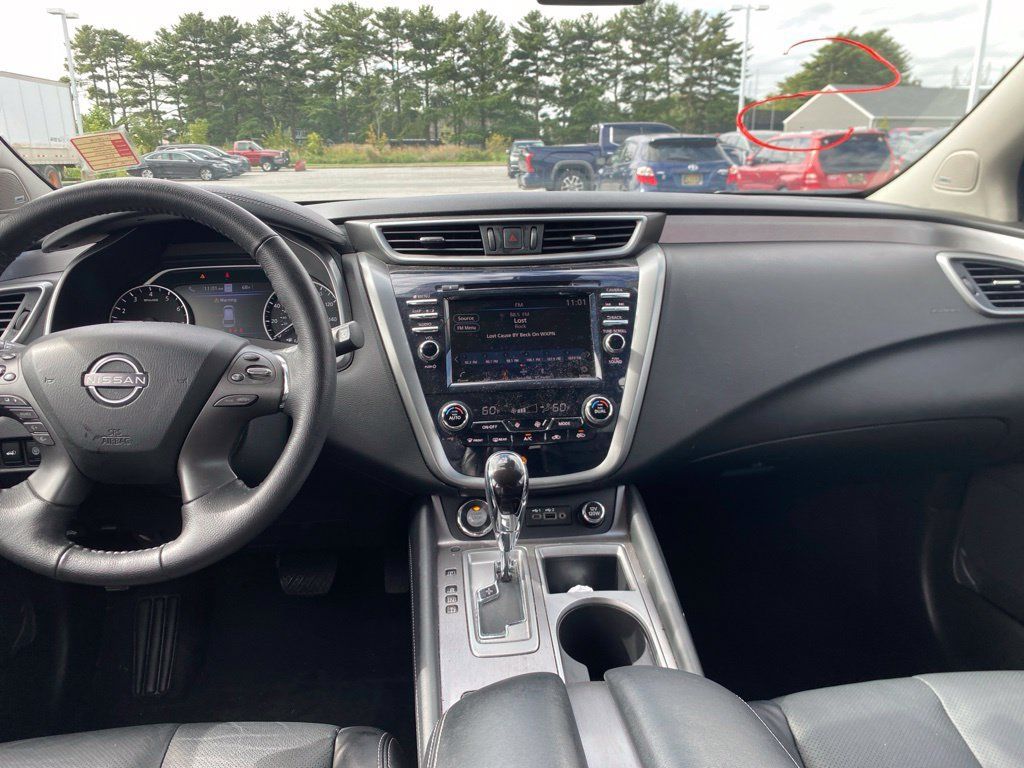 Used 2024 Nissan Murano SL AWD/4WD image 10