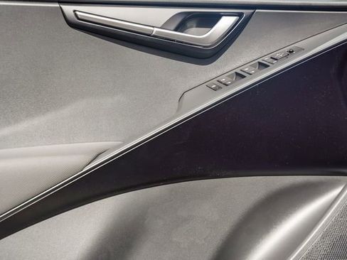 New 2026 Kia Niro LX FWD image 22