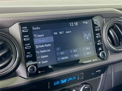 Used 2023 Toyota Tacoma TRD Sport image 29