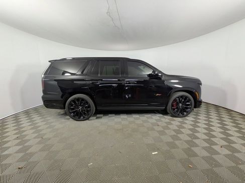 Certified 2025 Cadillac Escalade V w/ LPO, ONYX Package image 42