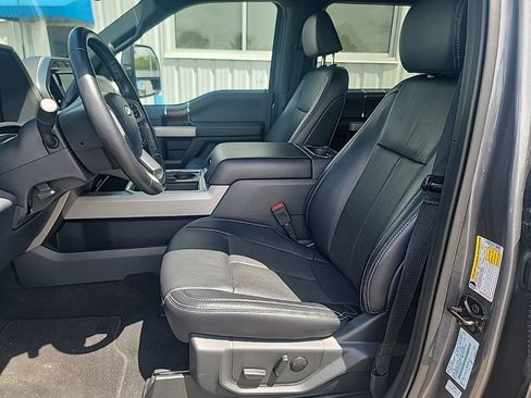 Used 2022 Ford F250 Lariat w/ Lariat Value Package AWD/4WD image 9
