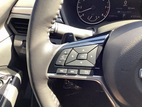 Used 2024 Nissan Altima 2.5 SR image 13