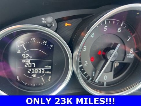 Used 2016 MAZDA MX-5 Miata Grand Touring RWD image 4