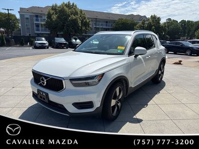 Used 2019 Volvo XC40 T4 Momentum