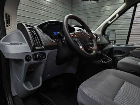 Used 2018 Ford Transit 350 XLT RWD image 15