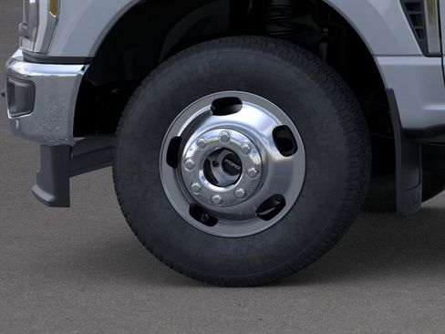 New 2026 Ford F350 4x4 Crew Cab DRW Super Duty image 34