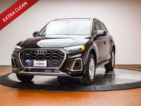 Used 2023 Audi Q5 2.0T Premium w/ Convenience Package image 1