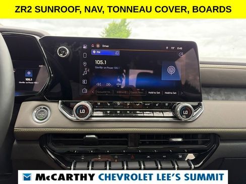 Used 2025 Chevrolet Colorado ZR2 w/ Midnight Edition AWD/4WD image 8