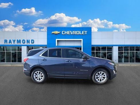 Used 2018 Chevrolet Equinox LT FWD image 3