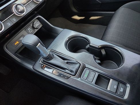 Used 2024 Honda Civic EX image 25