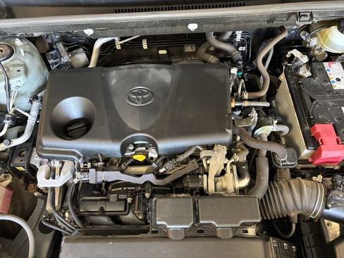 Used 2020 Toyota RAV4 XLE w/ Convenience Package AWD/4WD image 27