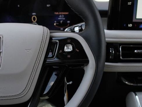 New 2026 Lincoln Aviator Reserve image 42