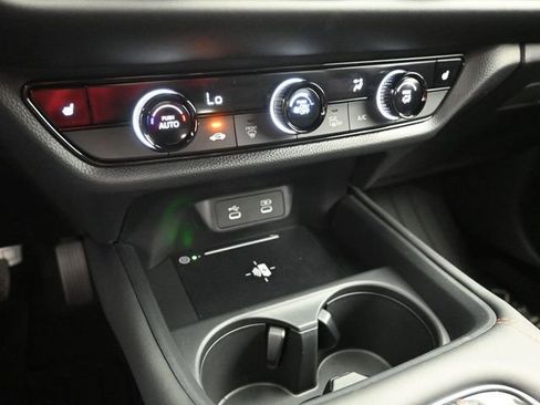 New 2026 Honda HR-V Sport image 17