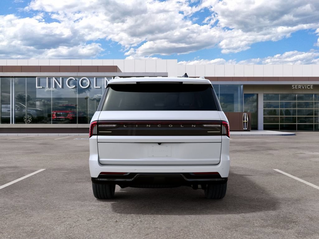 New 2027 Lincoln Navigator Premiere RWD image 7