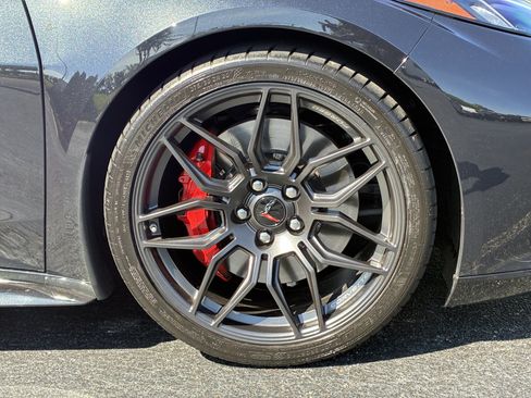 Used 2024 Chevrolet Corvette Z06 RWD image 7