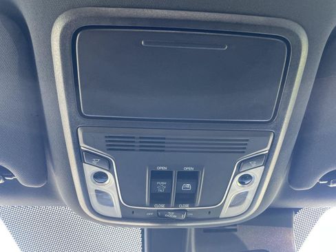 Used 2025 Honda Ridgeline Black Edition image 15