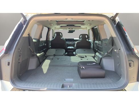 Used 2024 Kia EV9 Land AWD/4WD image 48