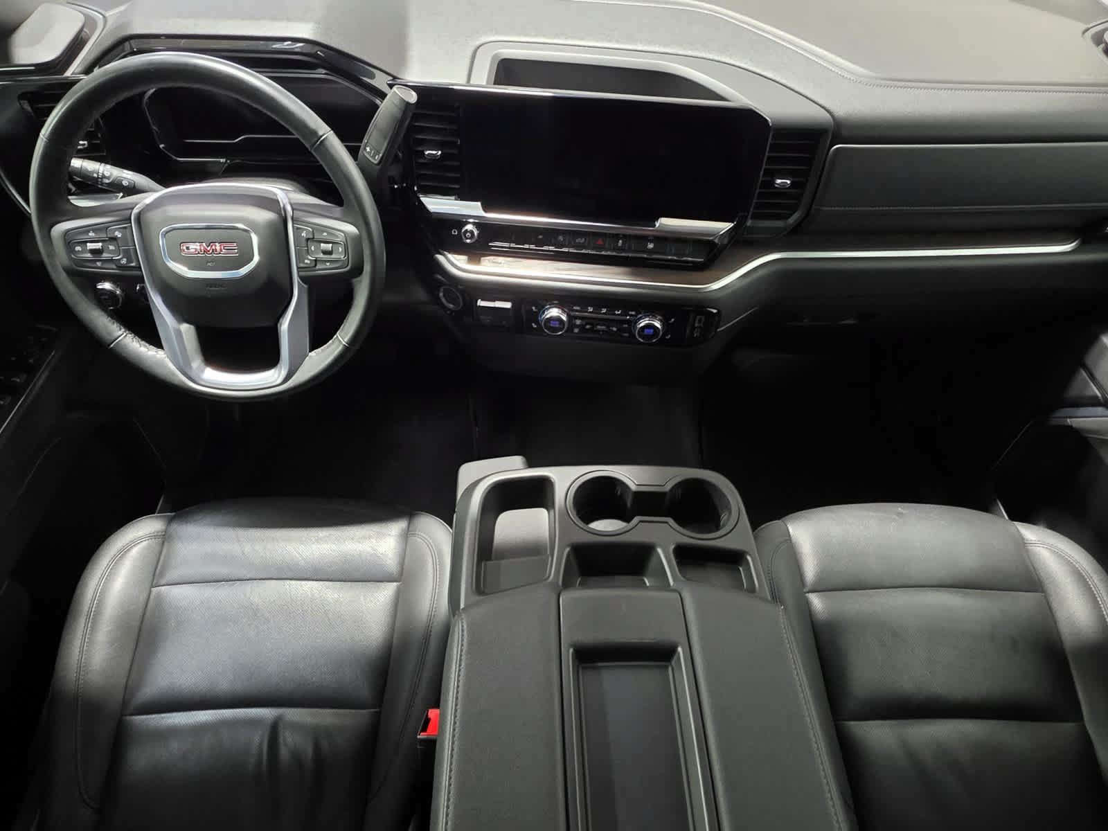 Used 2025 GMC Sierra 1500 SLT AWD/4WD image 18