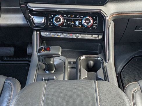Used 2024 GMC Sierra 1500 AT4 image 20