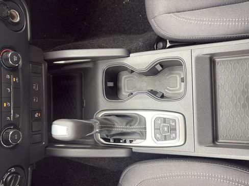New 2026 Nissan Frontier SV AWD/4WD image 8