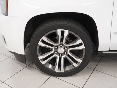 Used 2018 GMC Yukon Denali w/ Open Road Package AWD/4WD image 17