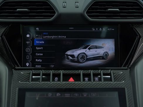 Used 2023 Lamborghini Urus Performante AWD/4WD image 62