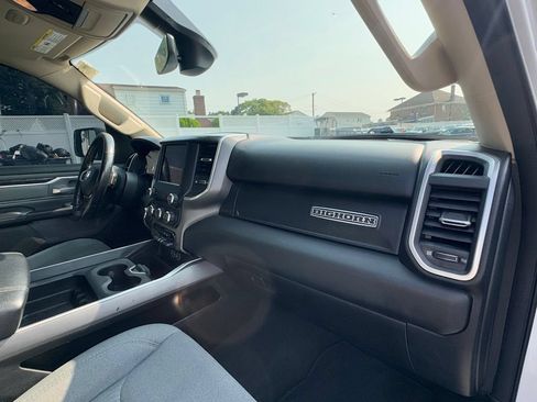 Used 2020 RAM 1500 Big Horn AWD/4WD image 17