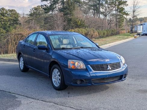 Used 2009 Mitsubishi Galant ES image 3