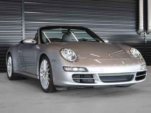 Used 2008 Porsche 911 Carrera 4S image 7