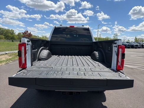 Used 2024 Ford F350 Lariat w/ Lariat Ultimate Package AWD/4WD image 14