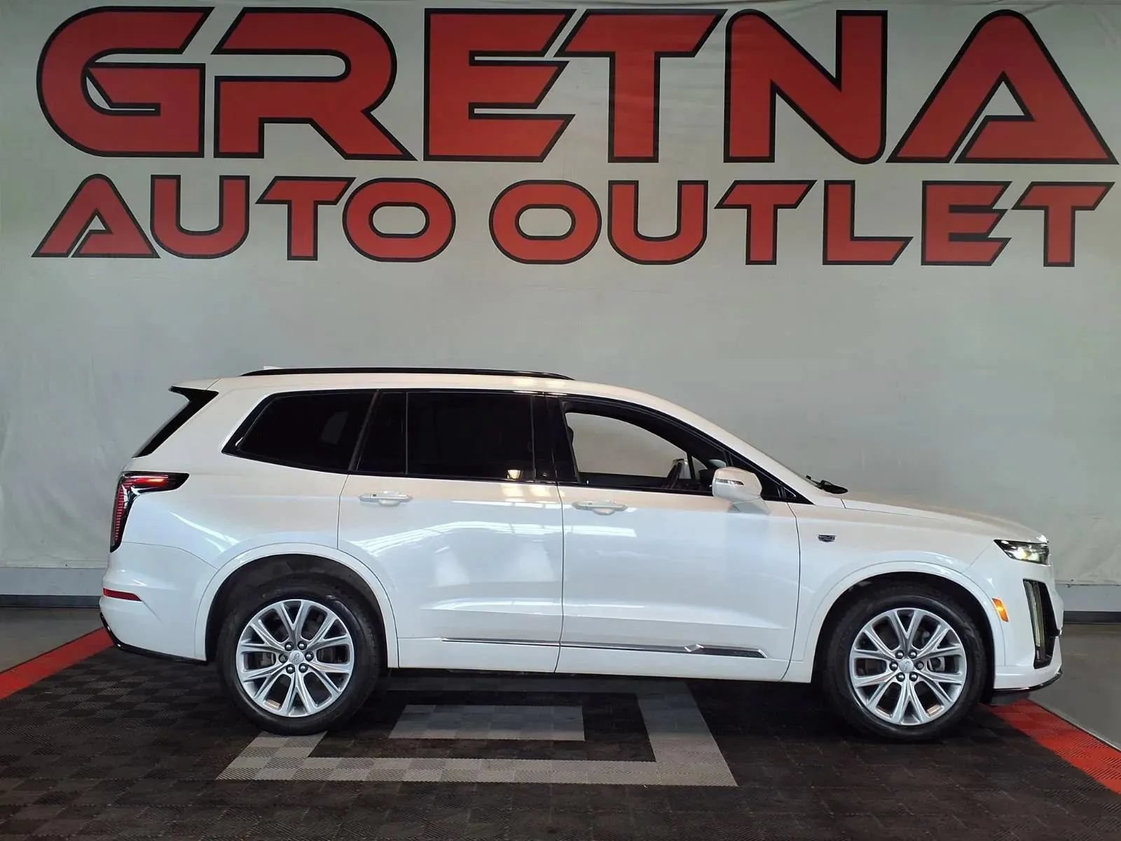 Used 2020 Cadillac XT6 Sport AWD/4WD image 1