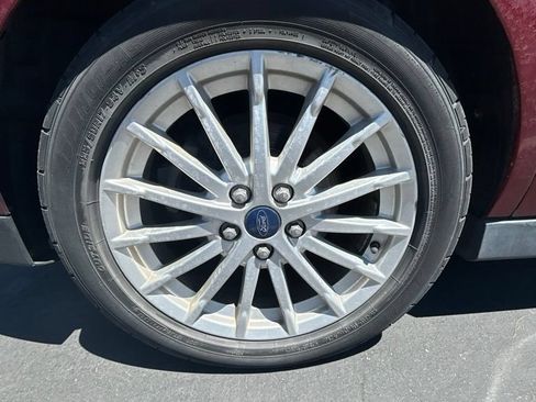 Used 2015 Ford C-MAX Energi SEL w/ Equipment Group 301A FWD image 9