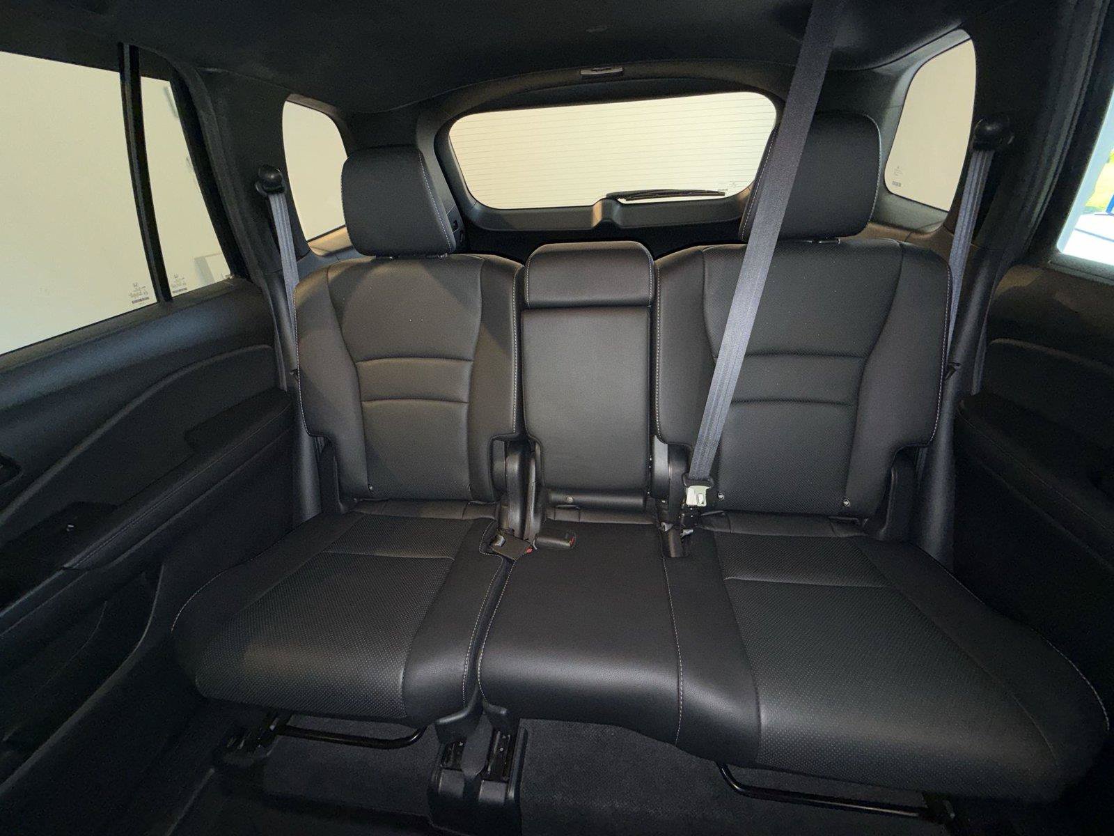 Used 2023 Honda Passport EX-L image 25